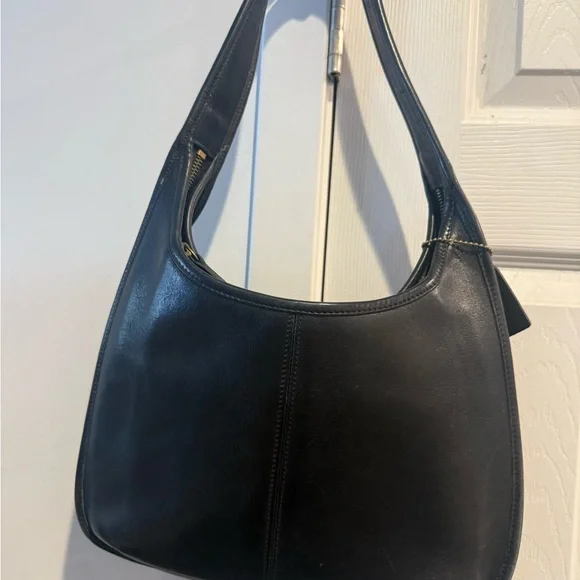 Authentic Coach Ergo Black Leather Shoulder Bag - Picture 5 of 6